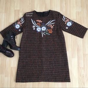 Zara Mini Shift Dress with 3/4 Sleeves